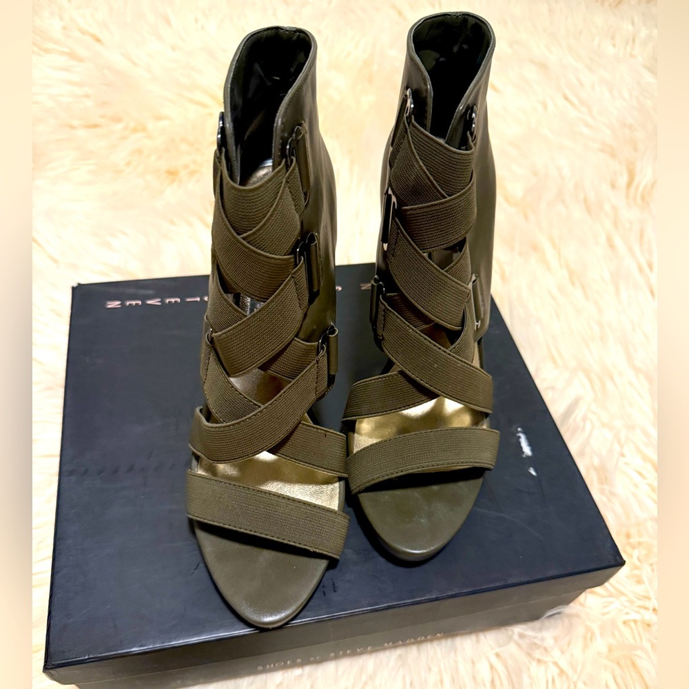 Steven by Steve Madden Denah Heels Size 9